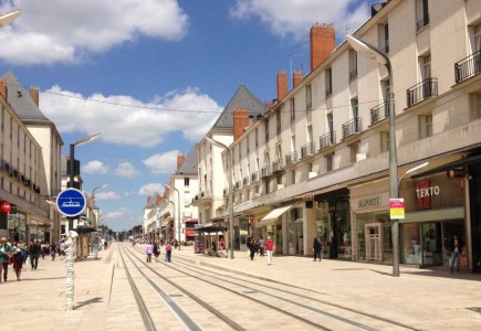 MURS COMMERCIAUX LOUÉS